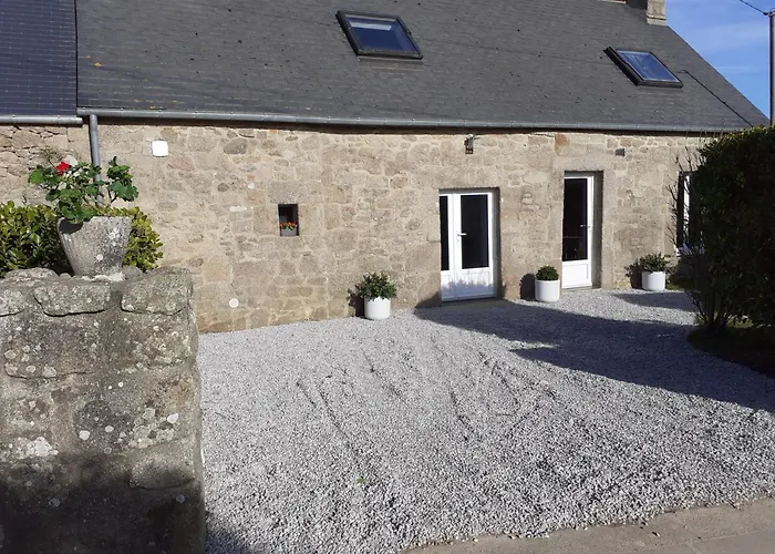 Au Petit Maltot Сasa de vacaciones Réville